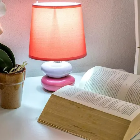 Lägenhet Spacious Two-room With Private Courtyard Alghero