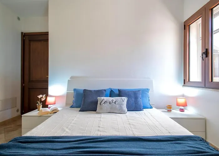 Spacious Two-room With Private Courtyard 公寓 阿尔盖罗